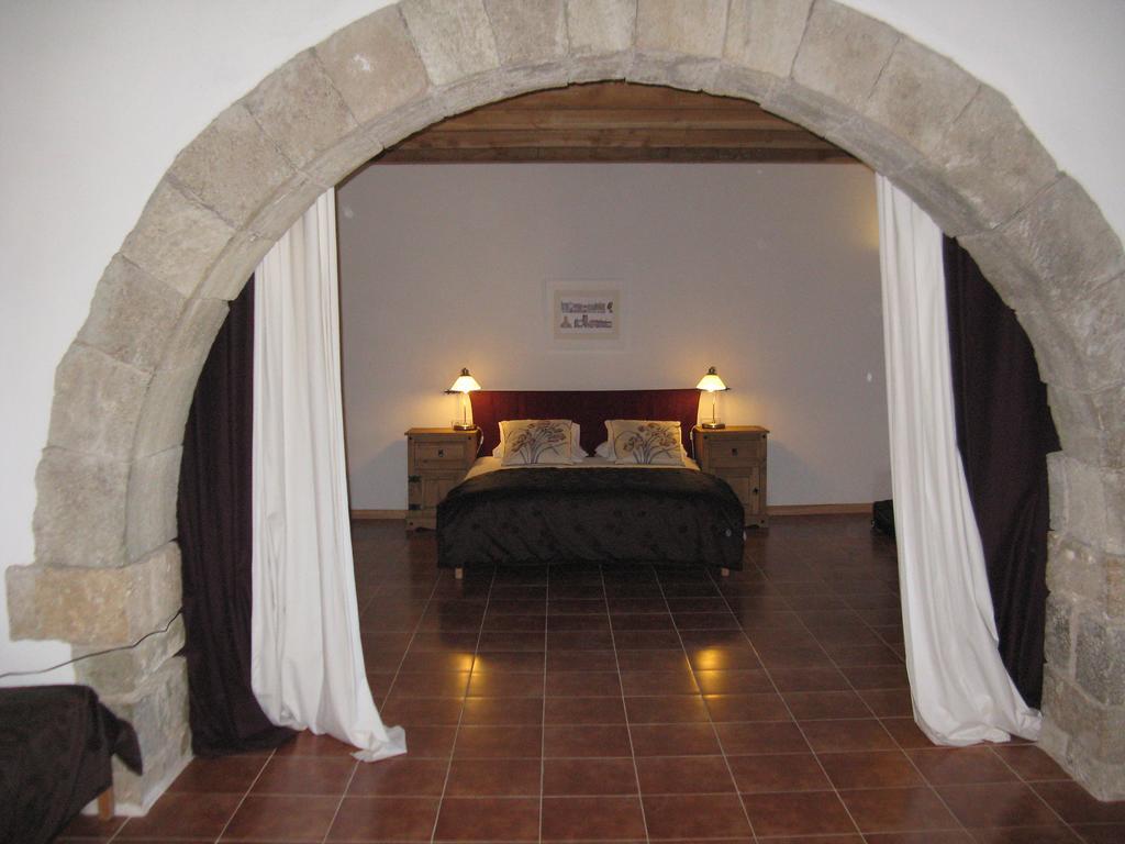 Seriñá Hotel Mas Pelegri חדר תמונה
