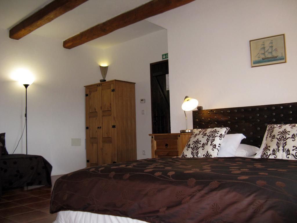 Seriñá Hotel Mas Pelegri חדר תמונה