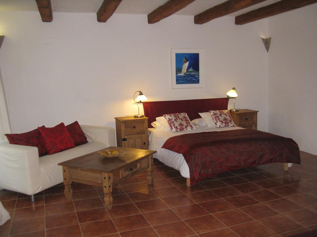 Seriñá Hotel Mas Pelegri חדר תמונה